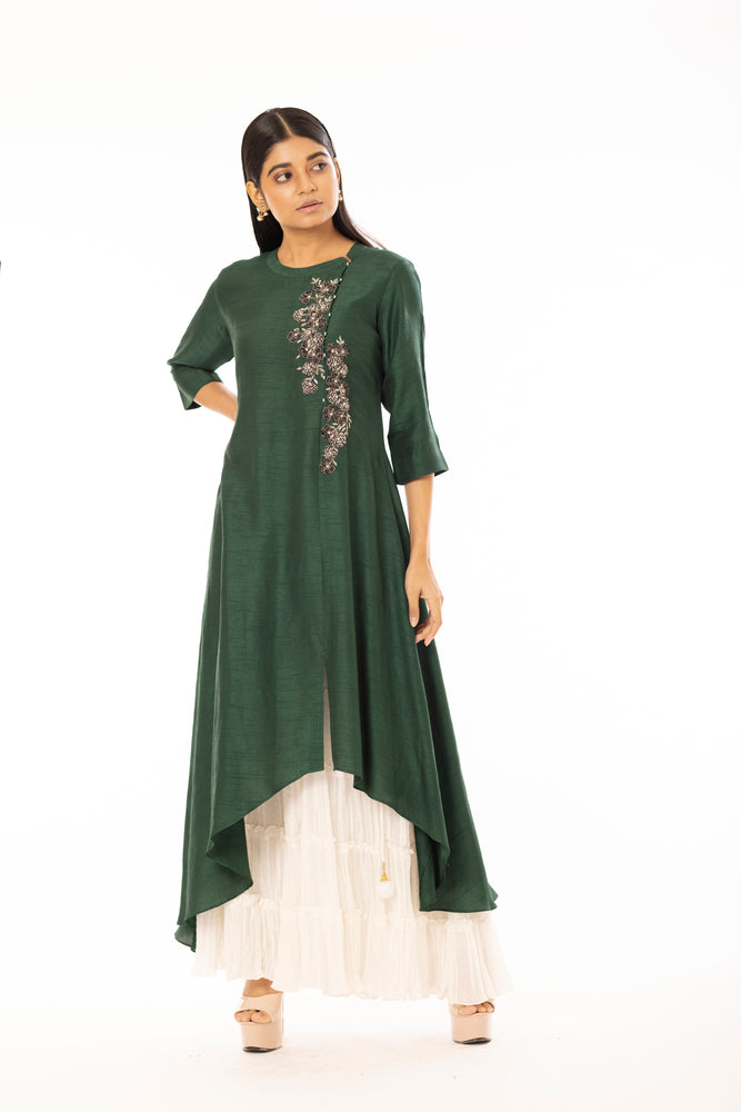 Embroidered Asymmetric Kurta