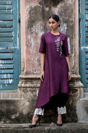 Embroidered Asymmetric Kurta